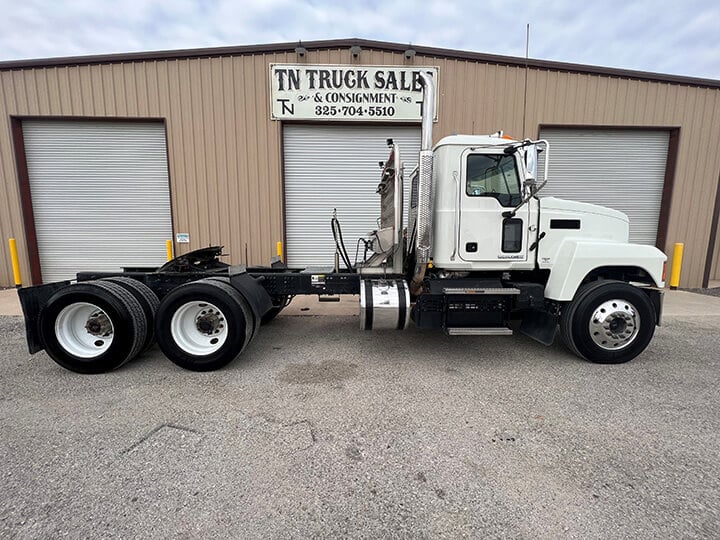 TN Truck Sales Truck Slider Image