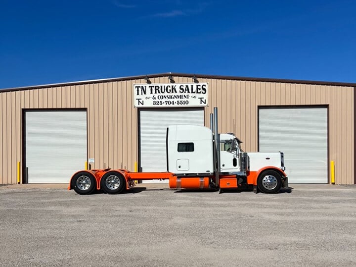 TN Truck Sales Truck Slider Image
