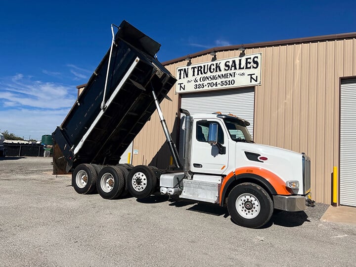TN Truck Sales Truck Slider Image